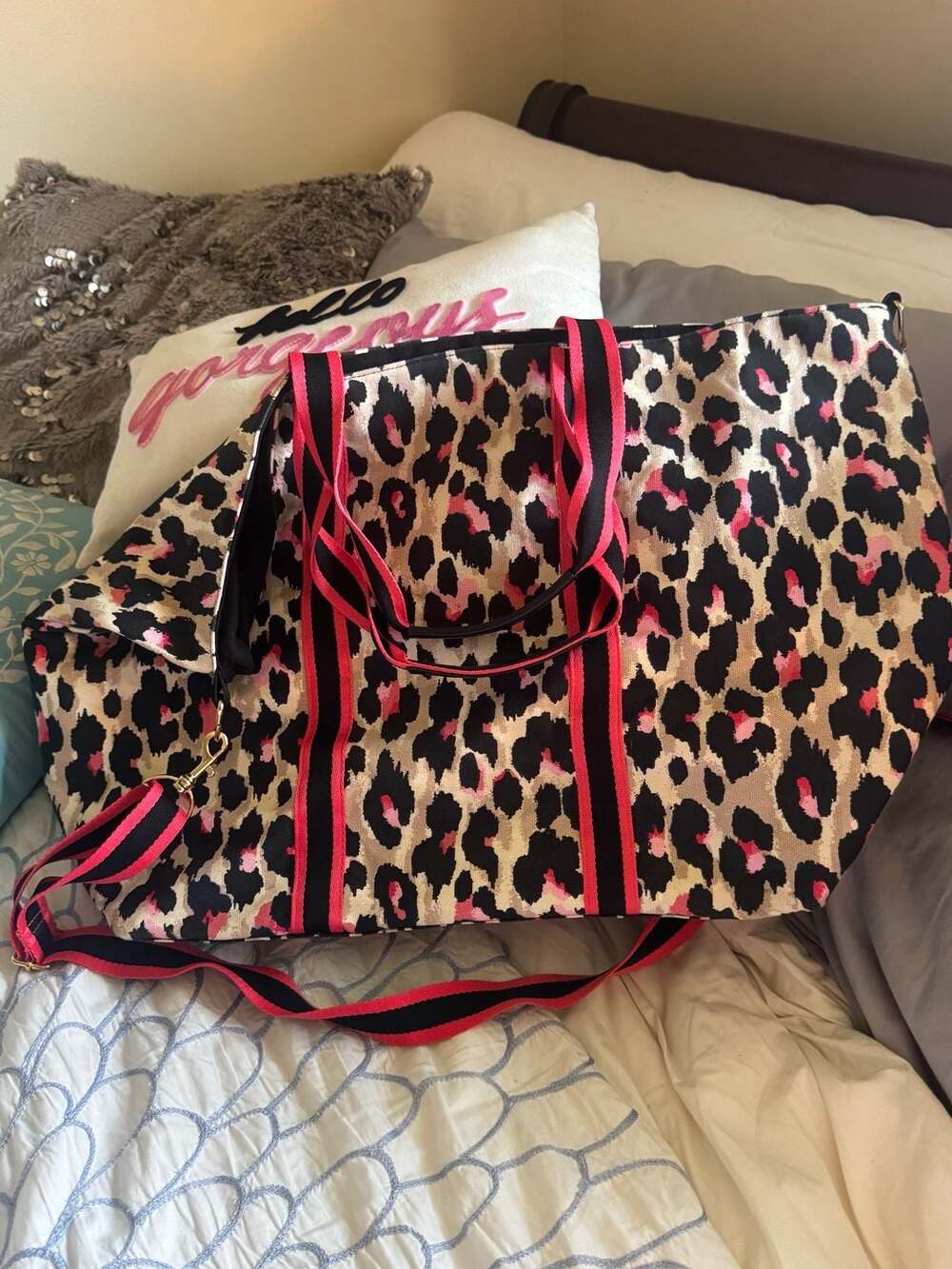 Victoria's Secret Leopard Print Canvas Weekender Duffle Bag - Picture 4 of 5